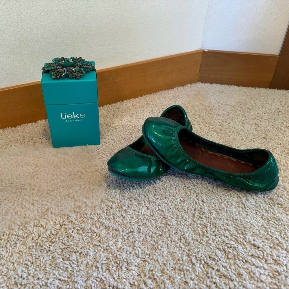 Emerald Tieks